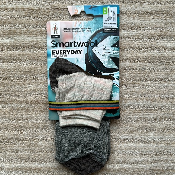 Smartwool Everyday Cable Ankle Socks Moonbeam Merino Wool Socks Medium (7-9.5) - Picture 2 of 5